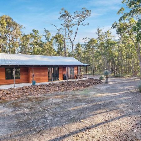Island Brook Estate Winery And Chalets Margaret River Екстер'єр фото